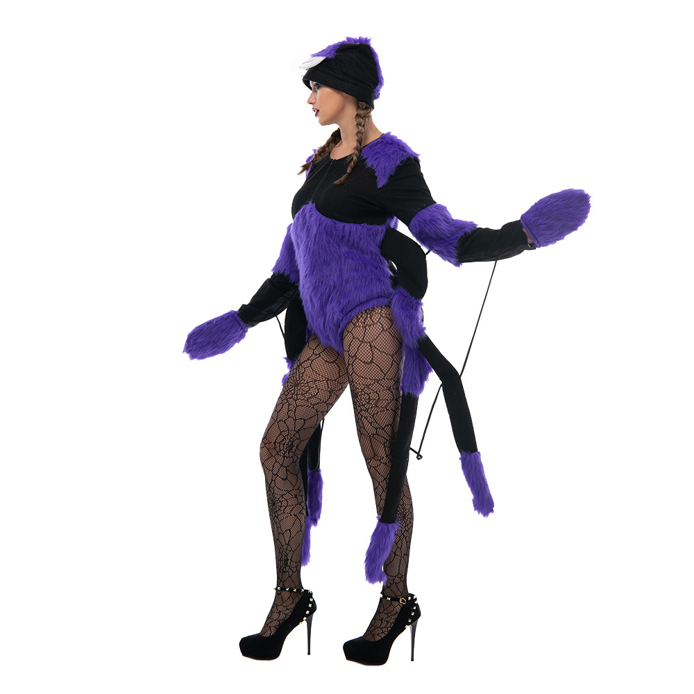 Nowe motywy na Halloween: pają – Costumes recenzja i cena
